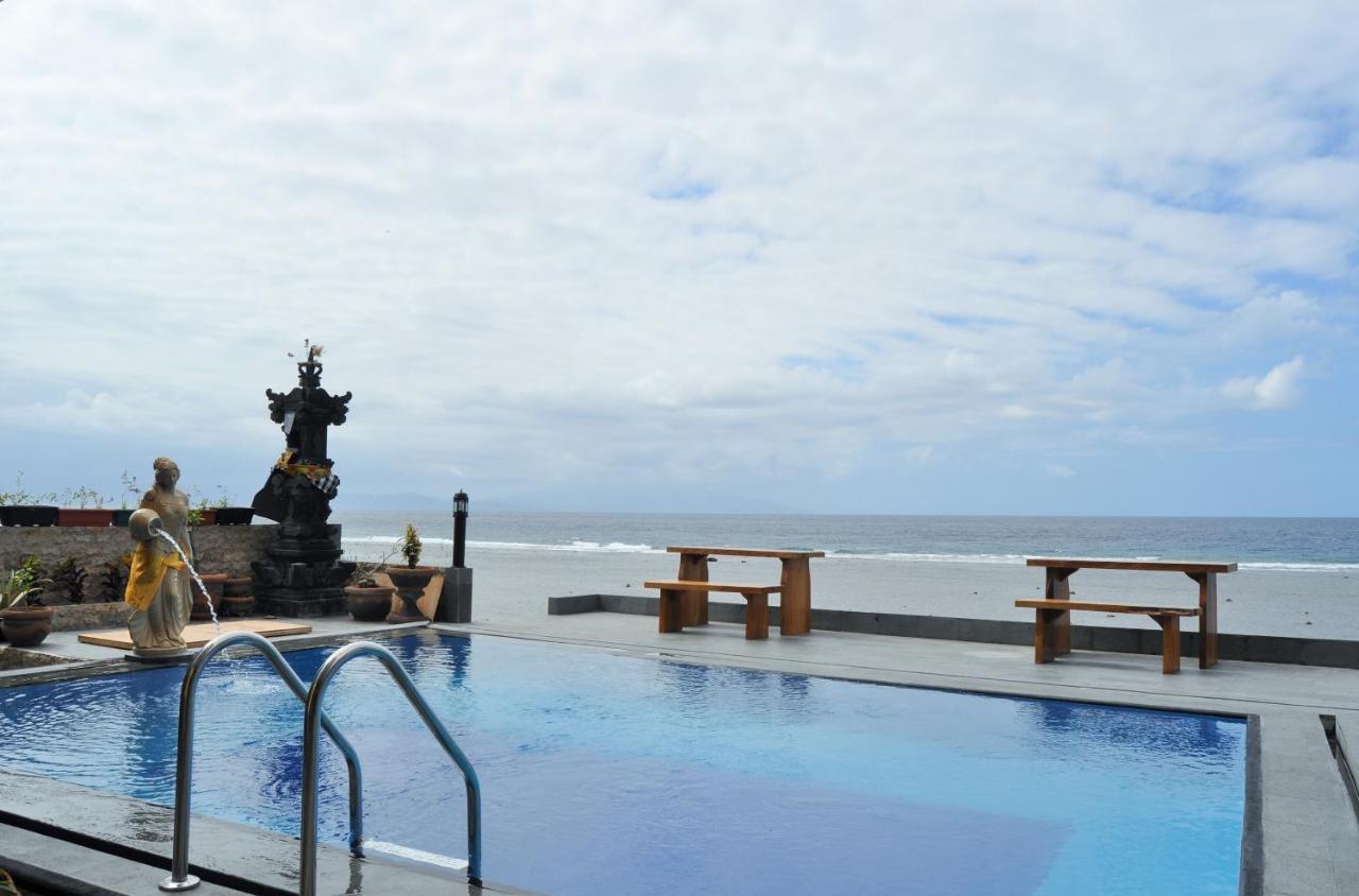 Pradana Beach Inn Luxury Batununggul Exterior foto